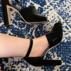 MANOLO BLAHNIK / aminta grey Velvet peep toe d’Orsay ankle Sandal heel 38.5 8.5